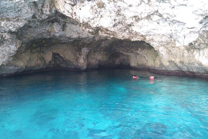Rick's Cafe Sunset Cruise - Why this Negril sunset cruise feels more personal than the big tours