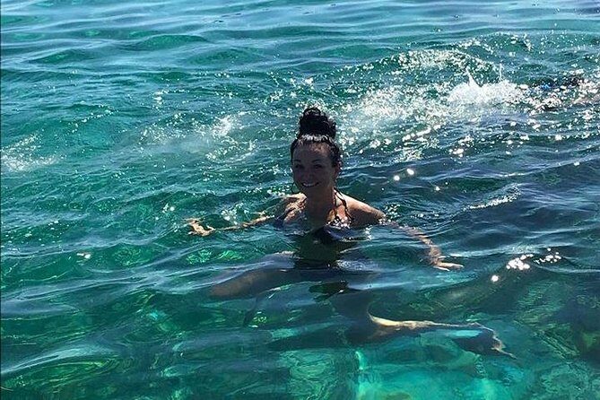 Rick's Cafe Sunset Cruise and Snorkelling - An Open Bar on a Lively Glass-Bottom Cruise