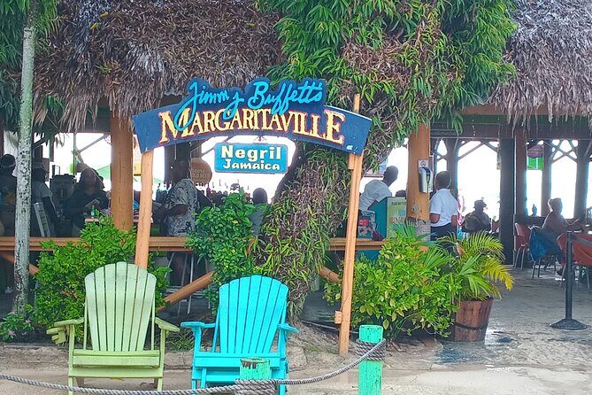 Seven Miles Beach in Negril and Ricks Cafe from Montego Bay - How to spend your two hours on the sand (without burning your day)