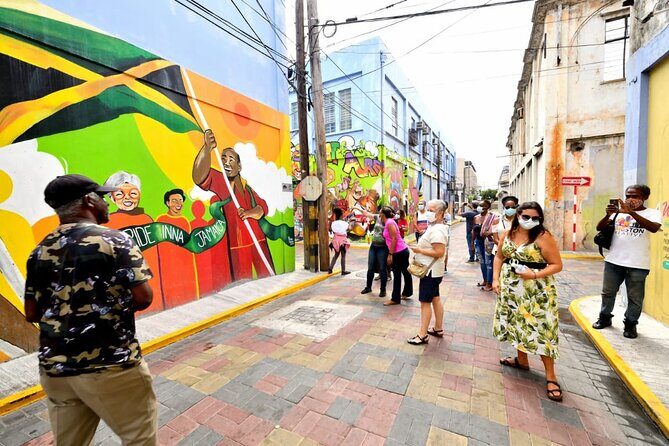 Walk tour of Downtown Kingston - Key highlights to know before you go