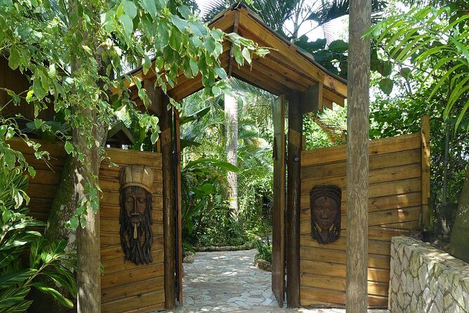 Zimbali Mountain Cooking Studio - Dinner and wine: full-course meal, dietary options, and coconut in the mix